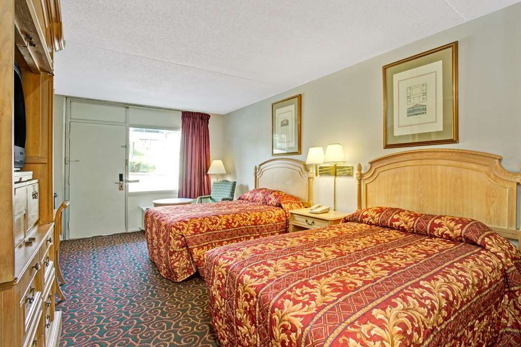 Red Roof Inn Fredericksburg North Rom bilde